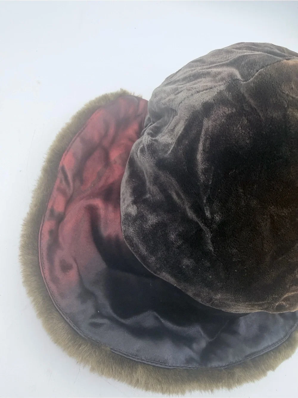 vintage 90s Von Henneberg silk brocade tapestry hat